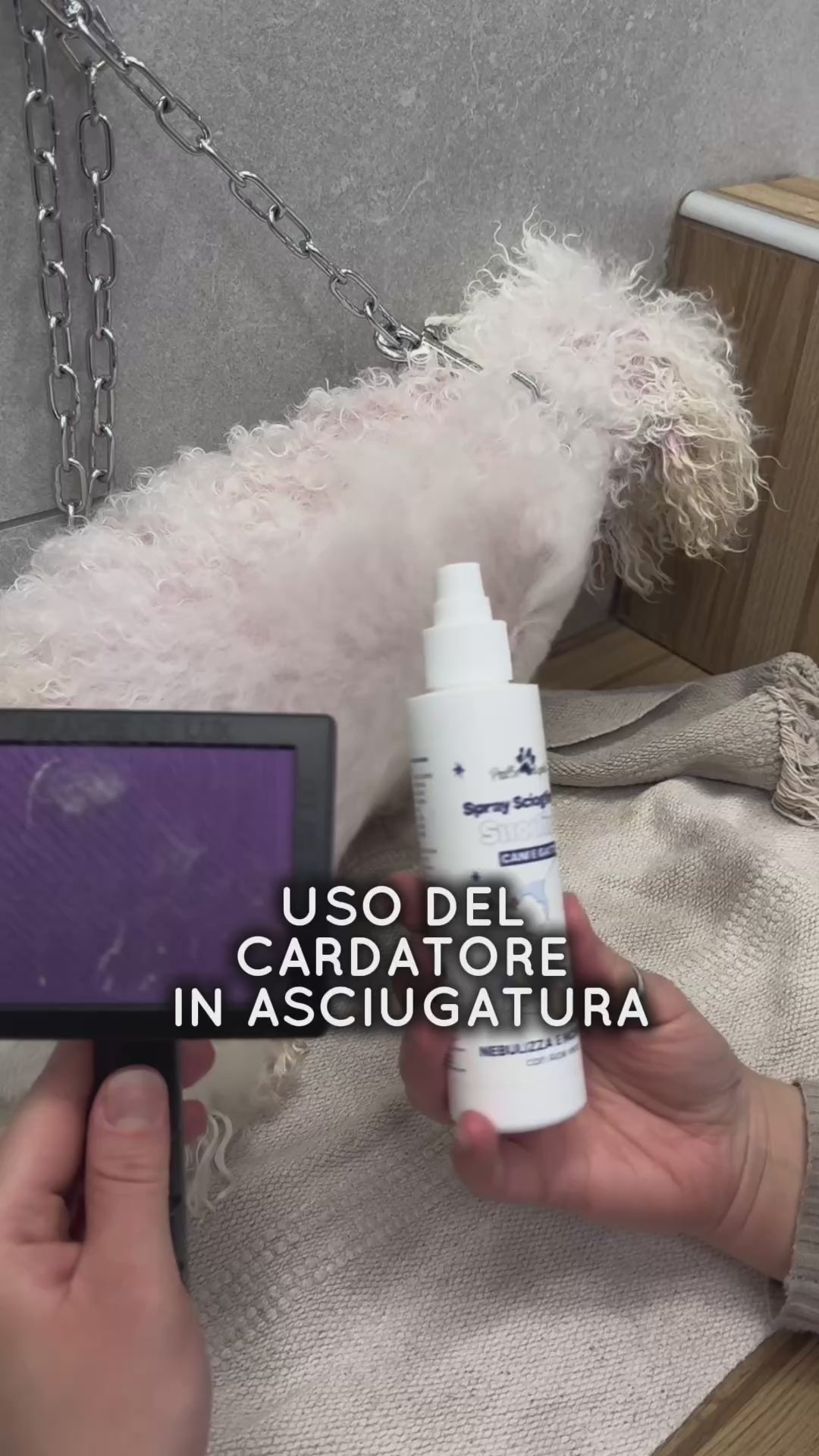 Cardatore per cani BLUE setole medio corte e dure